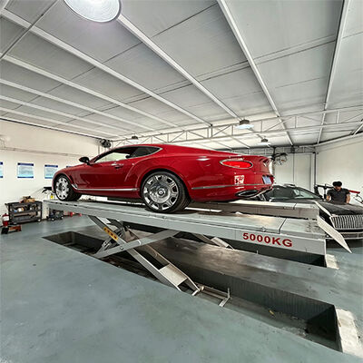 Buon prezzo Apparecchiature idrauliche per il sollevamento di autoveicoli progettate per officine automobilistiche che offrono un facile funzionamento e una elevata stabilità per vari tipi e dimensioni di veicoli in linea